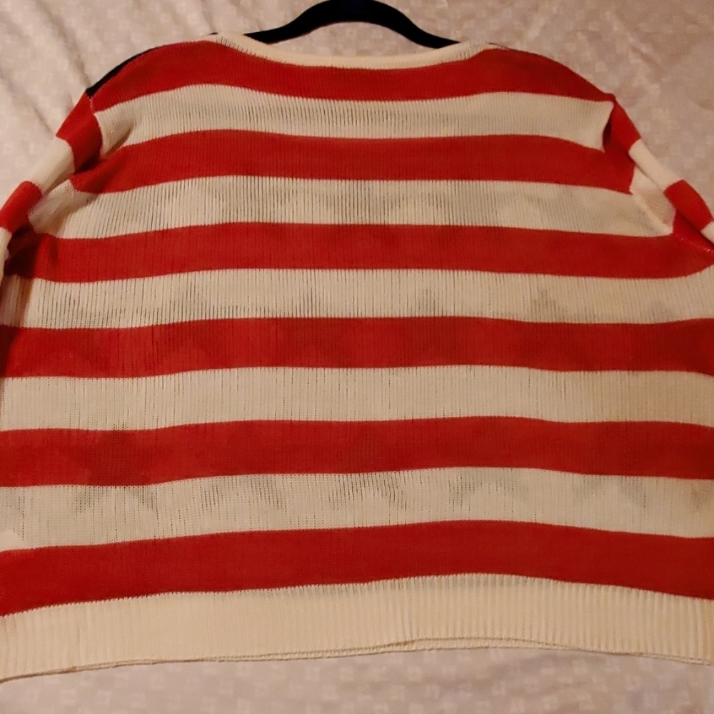 Sweater - Picture 6 of 6